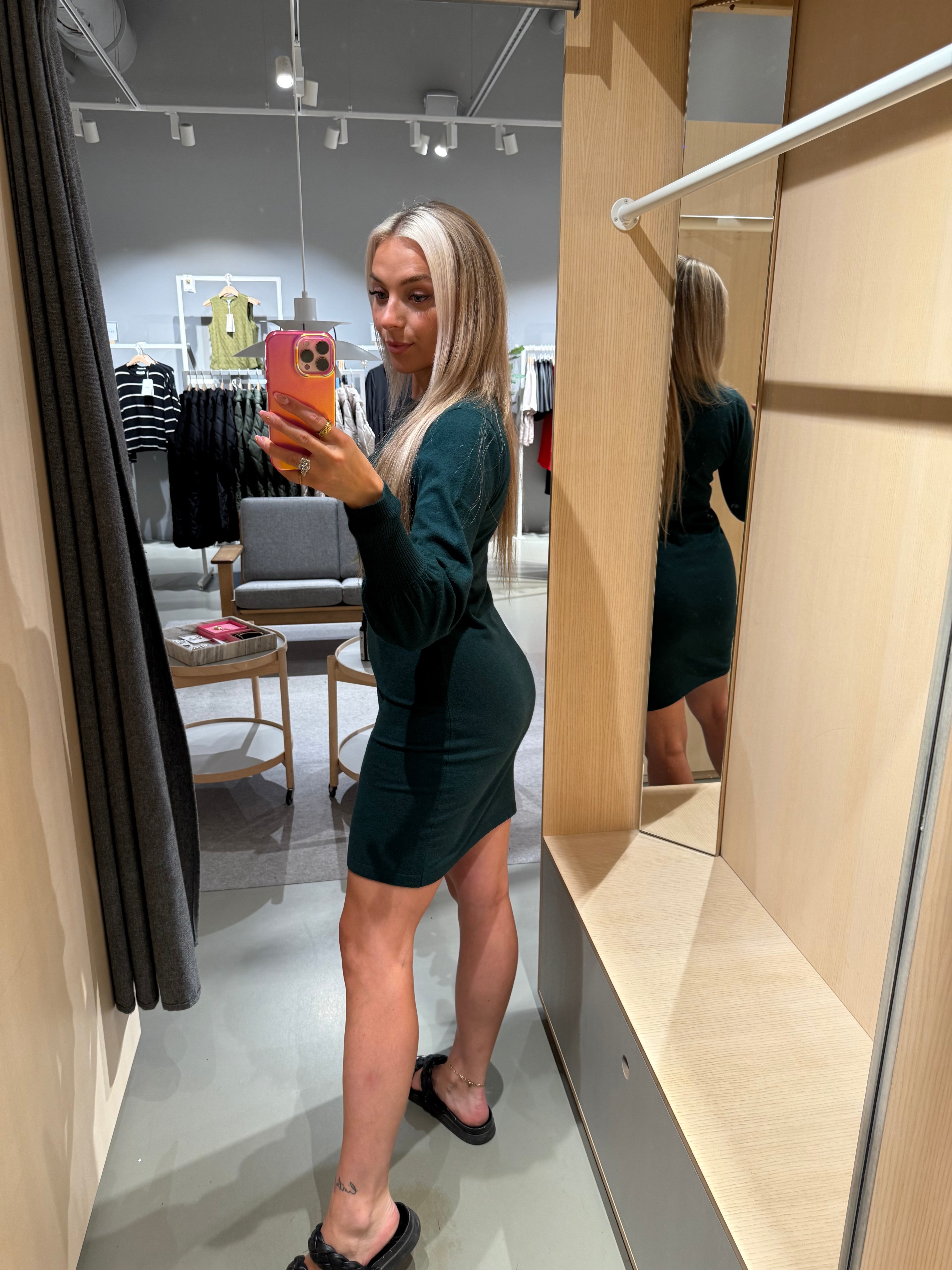 VIKERRY Midi Dress - Ponderosa Pine
